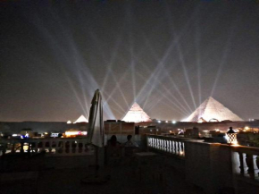 Alska Pyramids View Inn